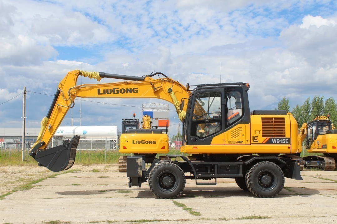 Экскаватор LiuGong W915E