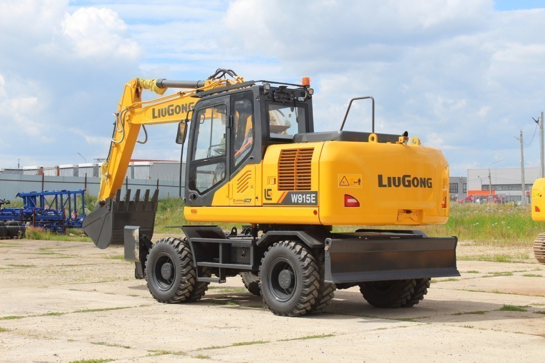 Экскаватор LiuGong W915E