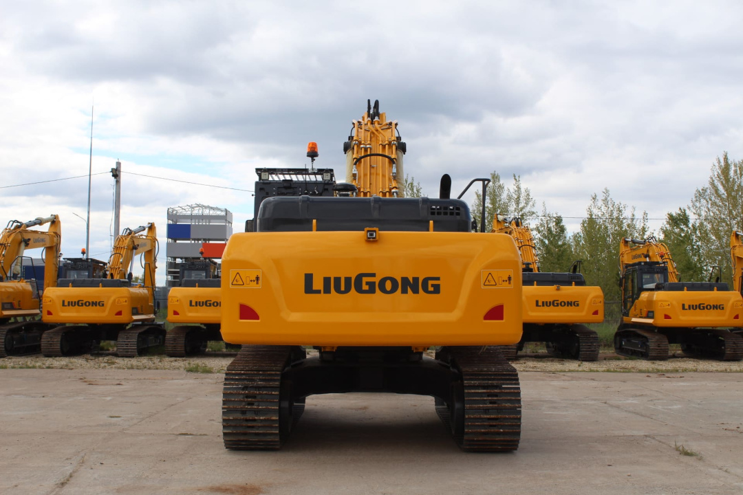 Экскаватор LiuGong CLG936E